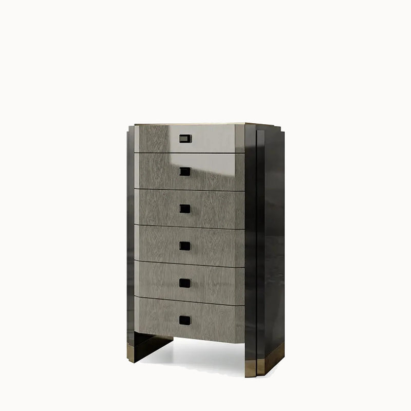 Chest — front view