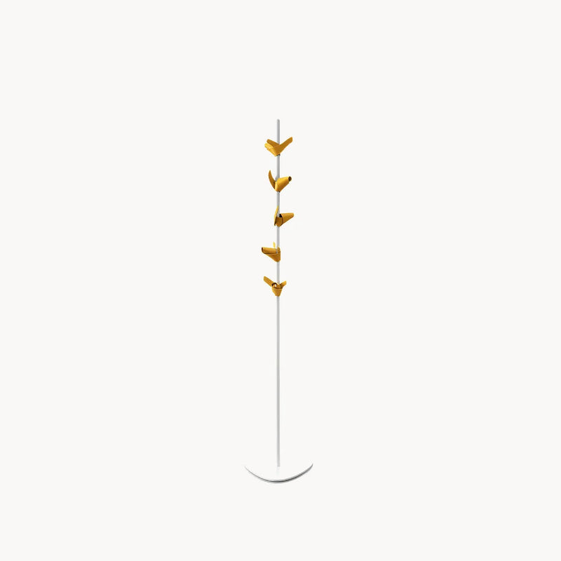Apelle Coat Hanger