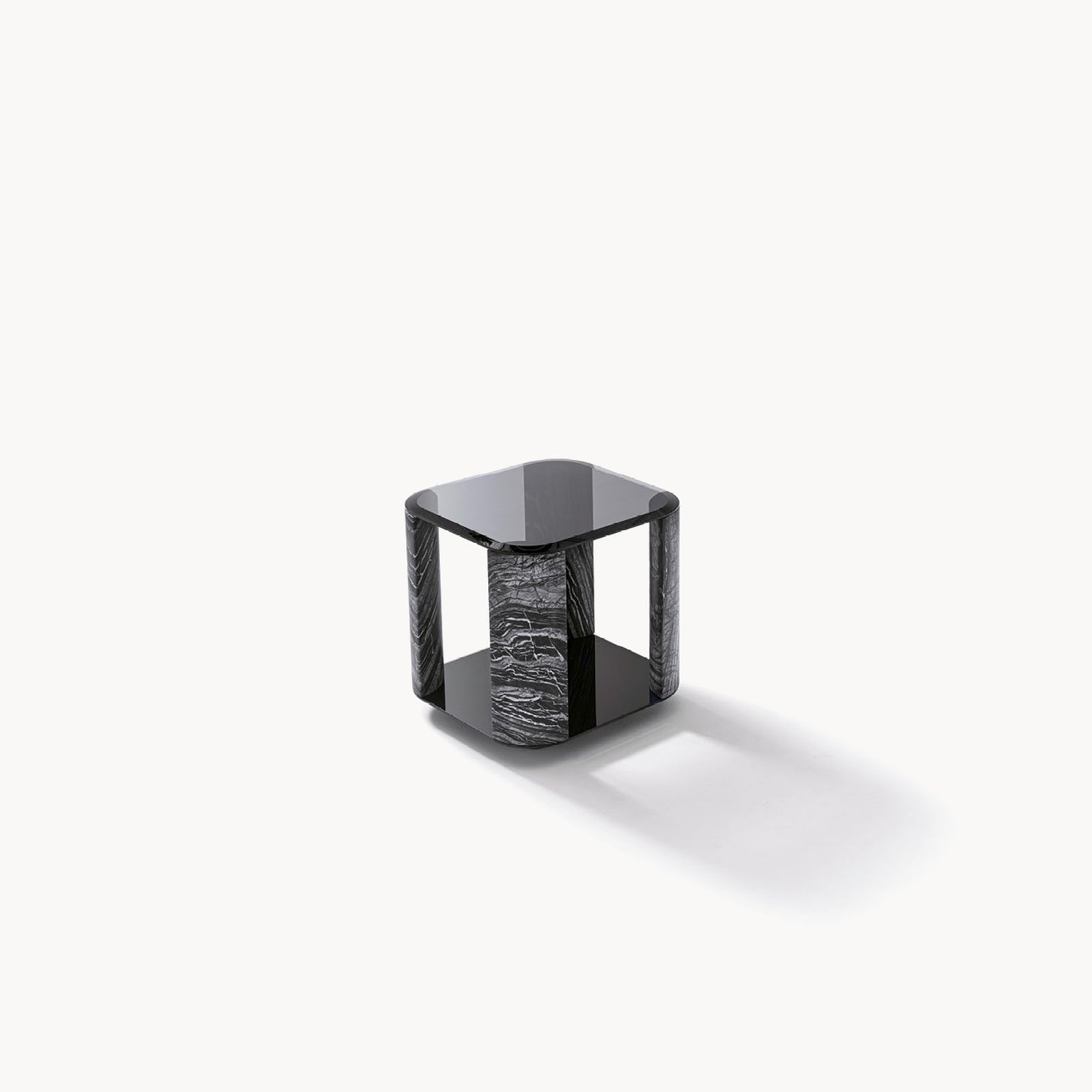 Mirage Square Small table d'appoint — vue de face