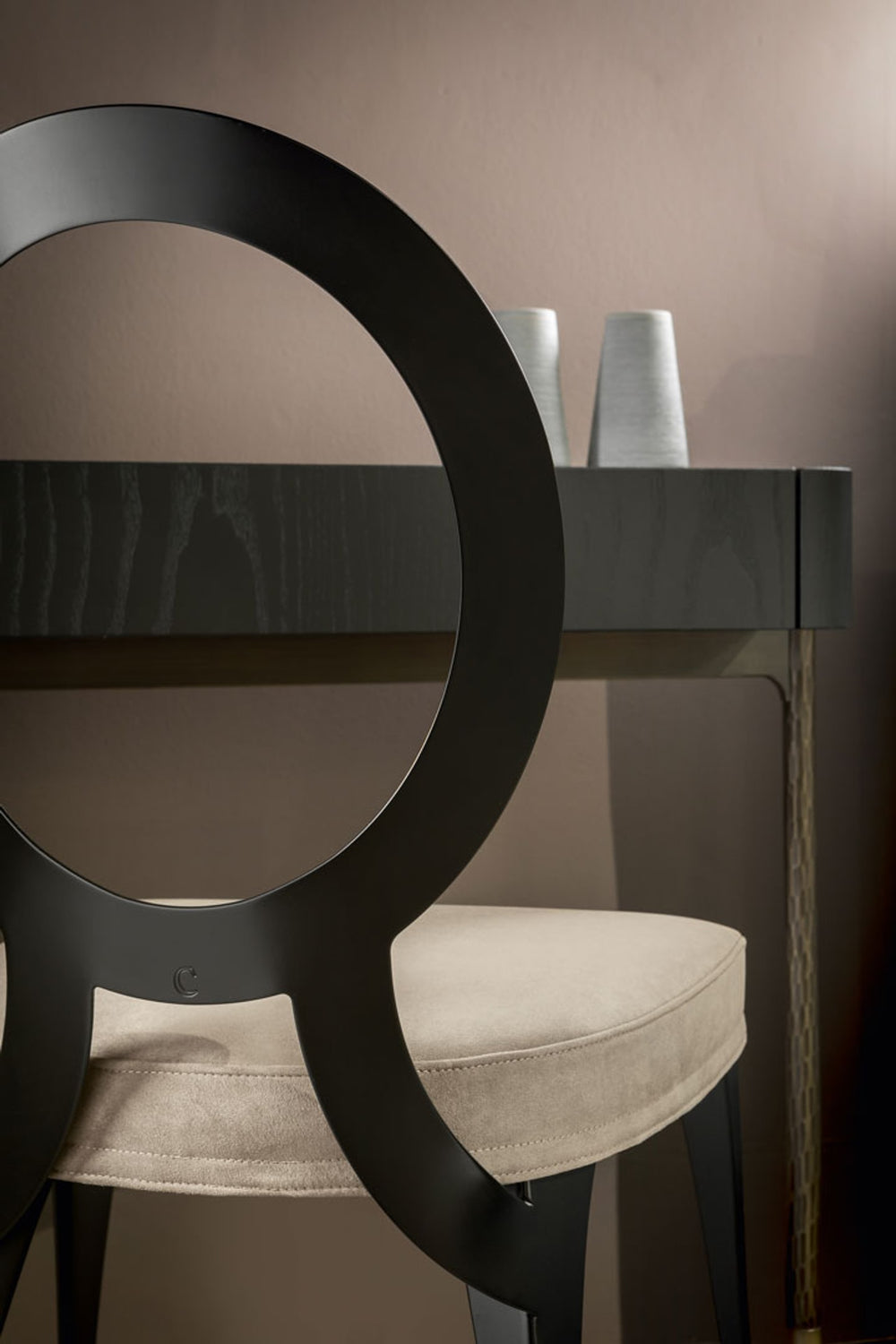 Miss Uncovered Backrest Chair — view 6