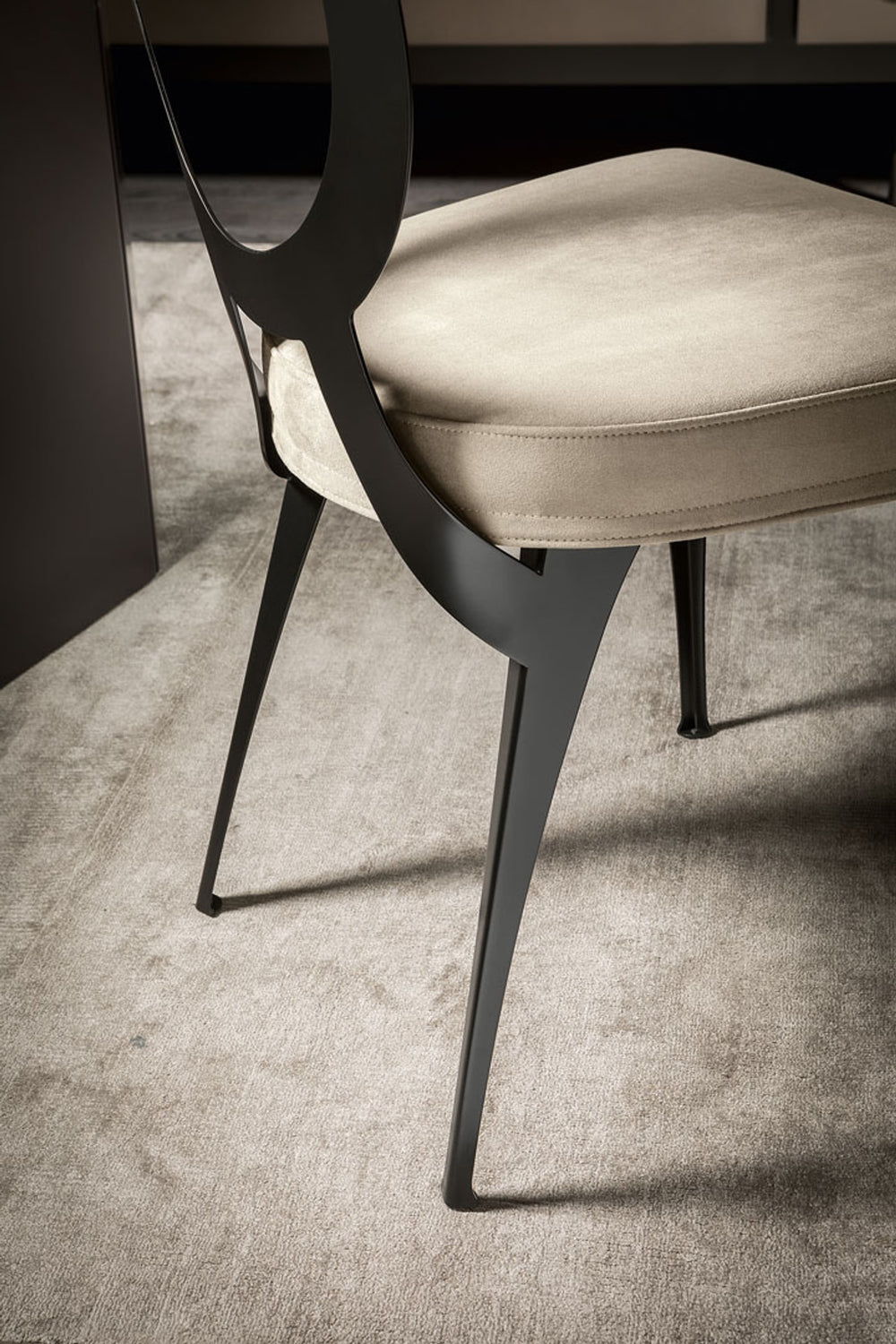 Miss Uncovered Backrest Chair — view 8