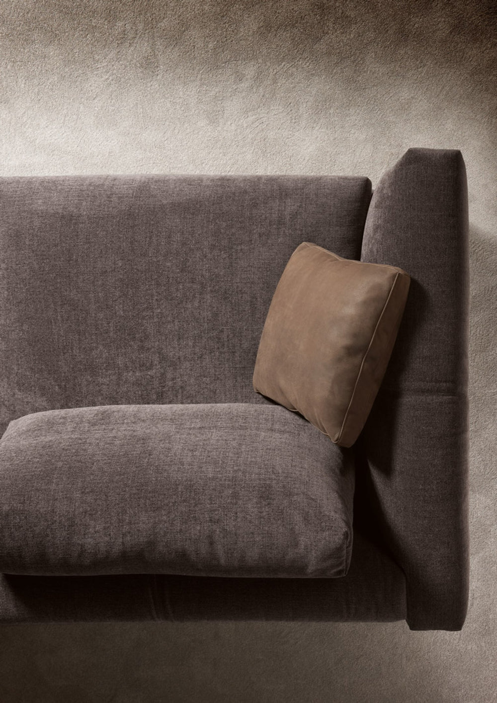 Montecarlo Angular Sofa — view 12