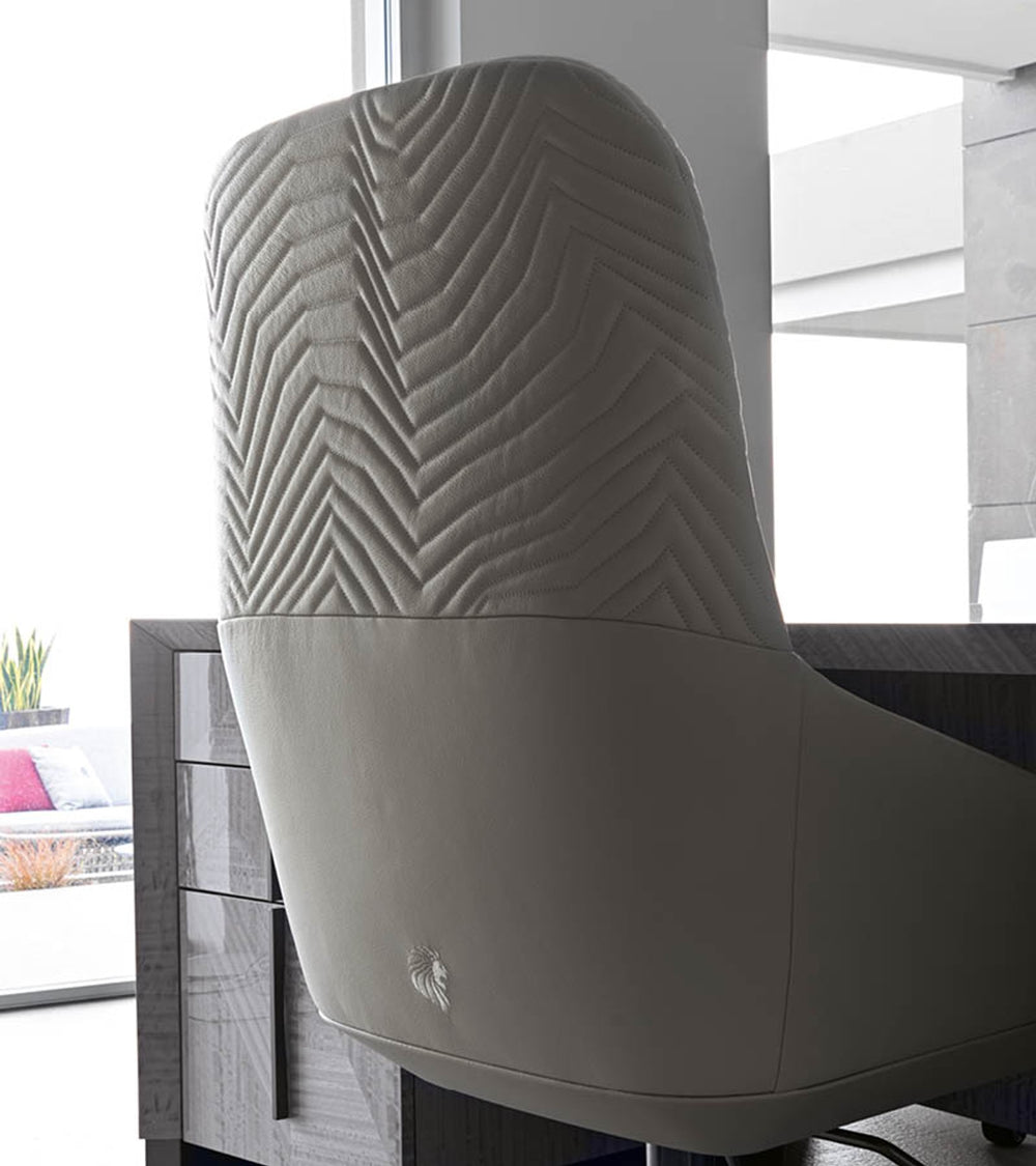 Moonlight Presidential Chair — view 2