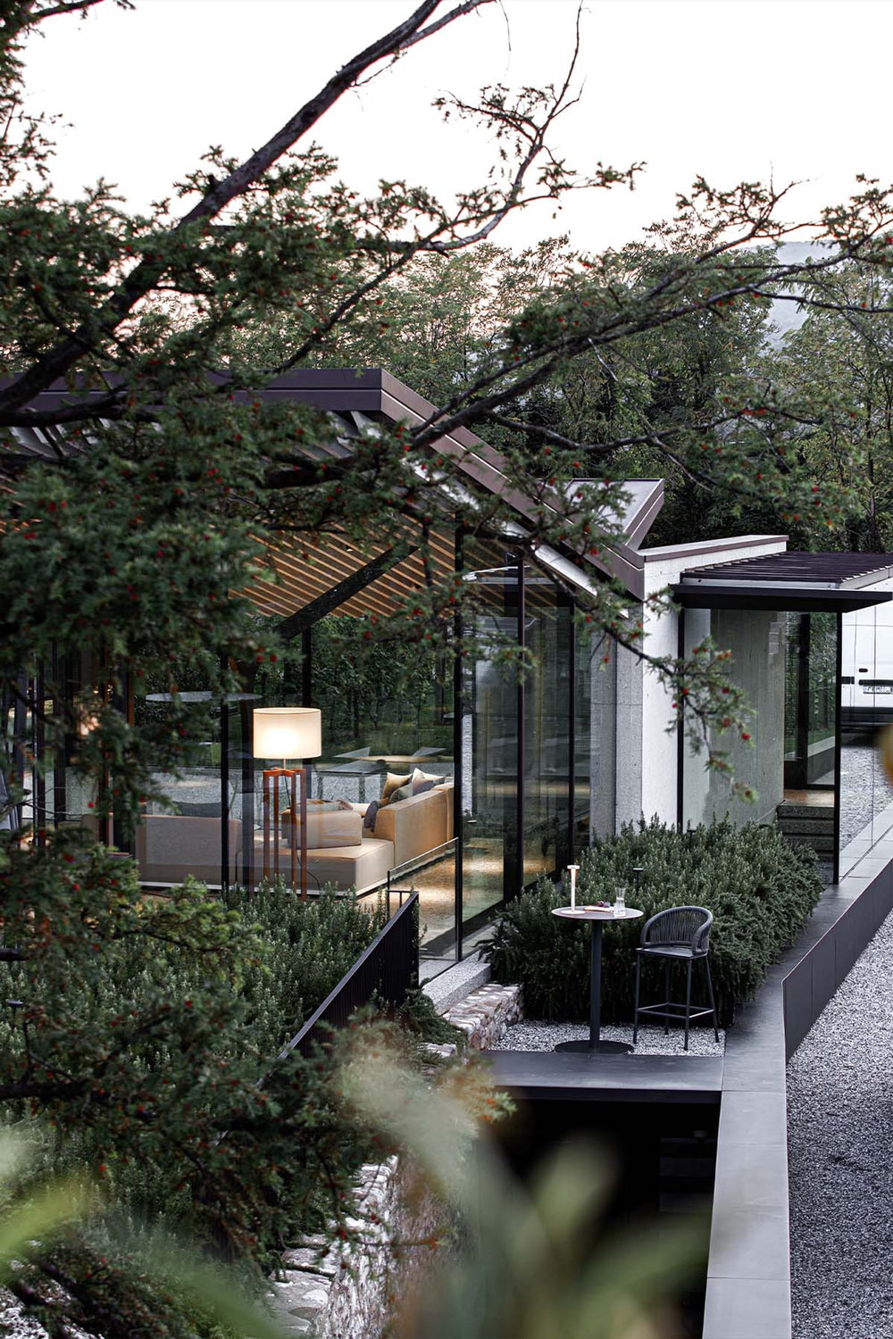Net B Dining Table — view 11
