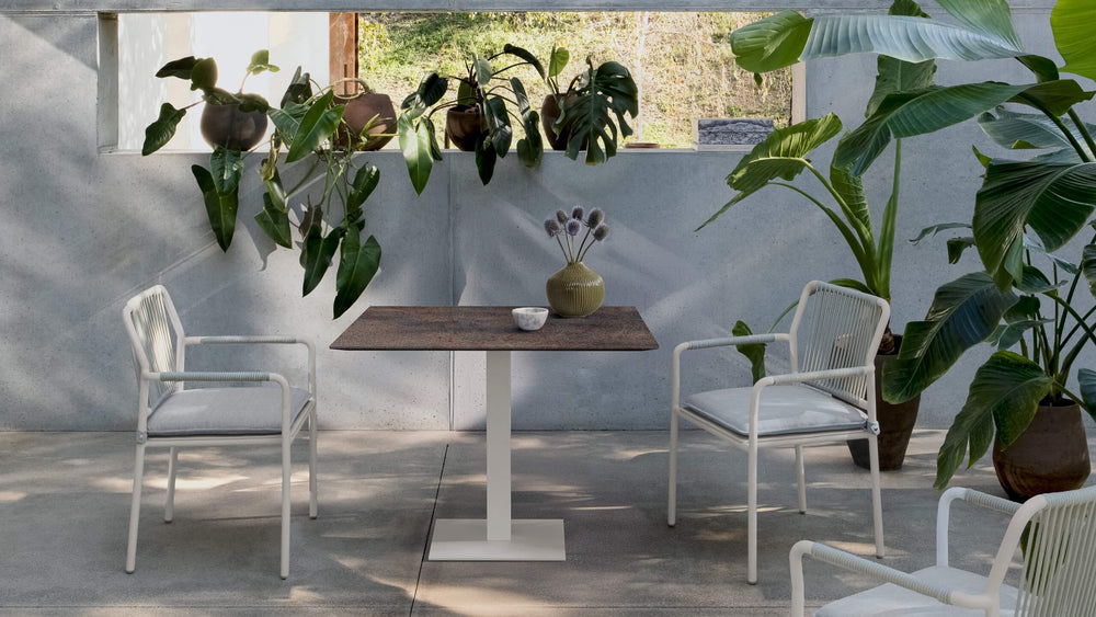Net Q Dining Table — view 4