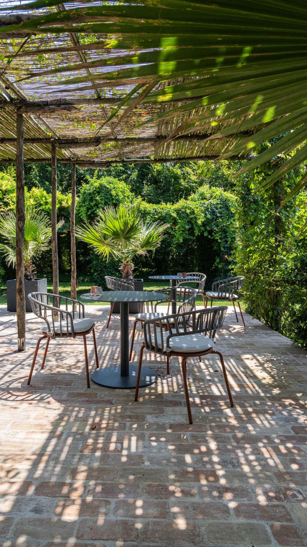 Net R Dining Table — view 6