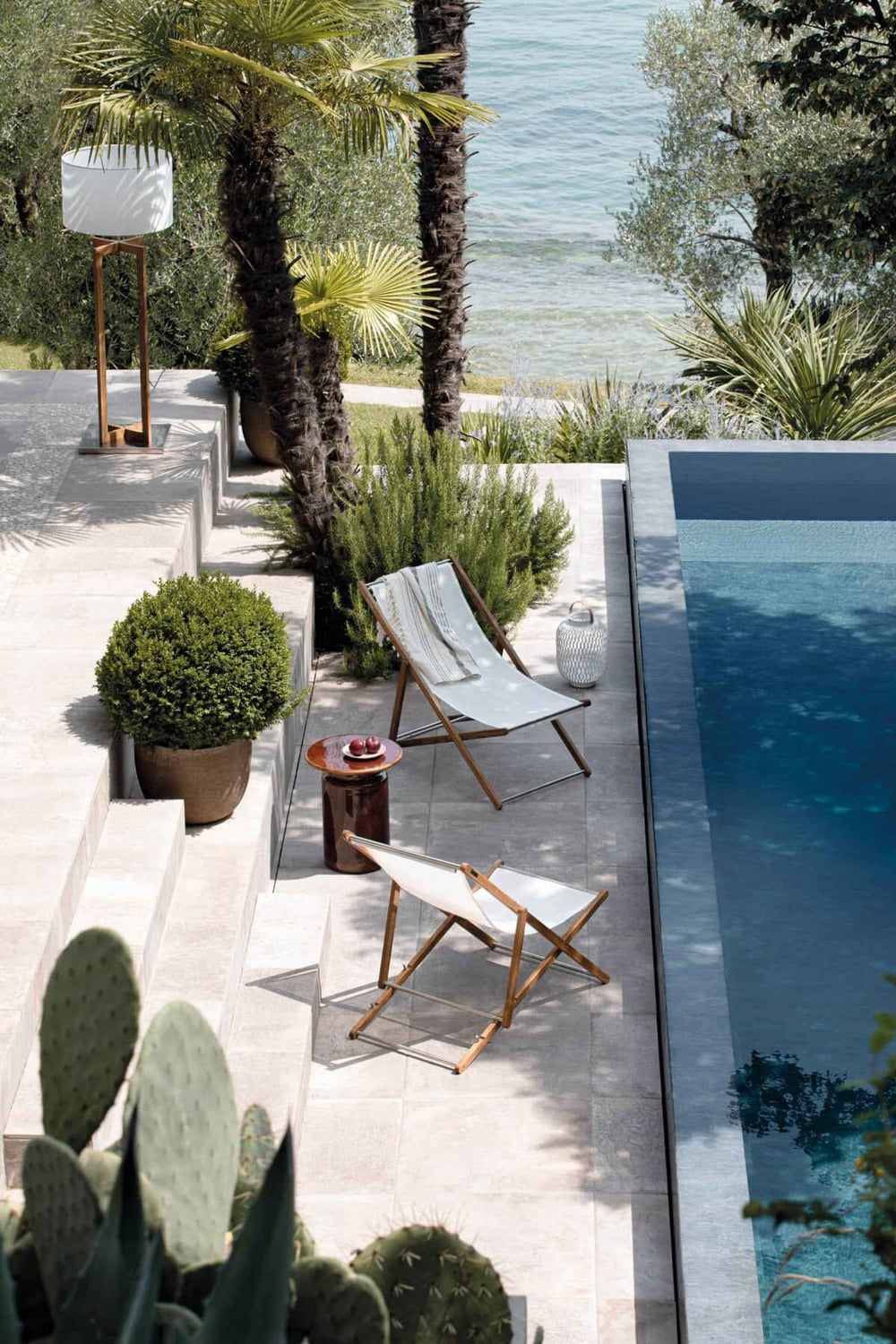 Nirvana Daybed