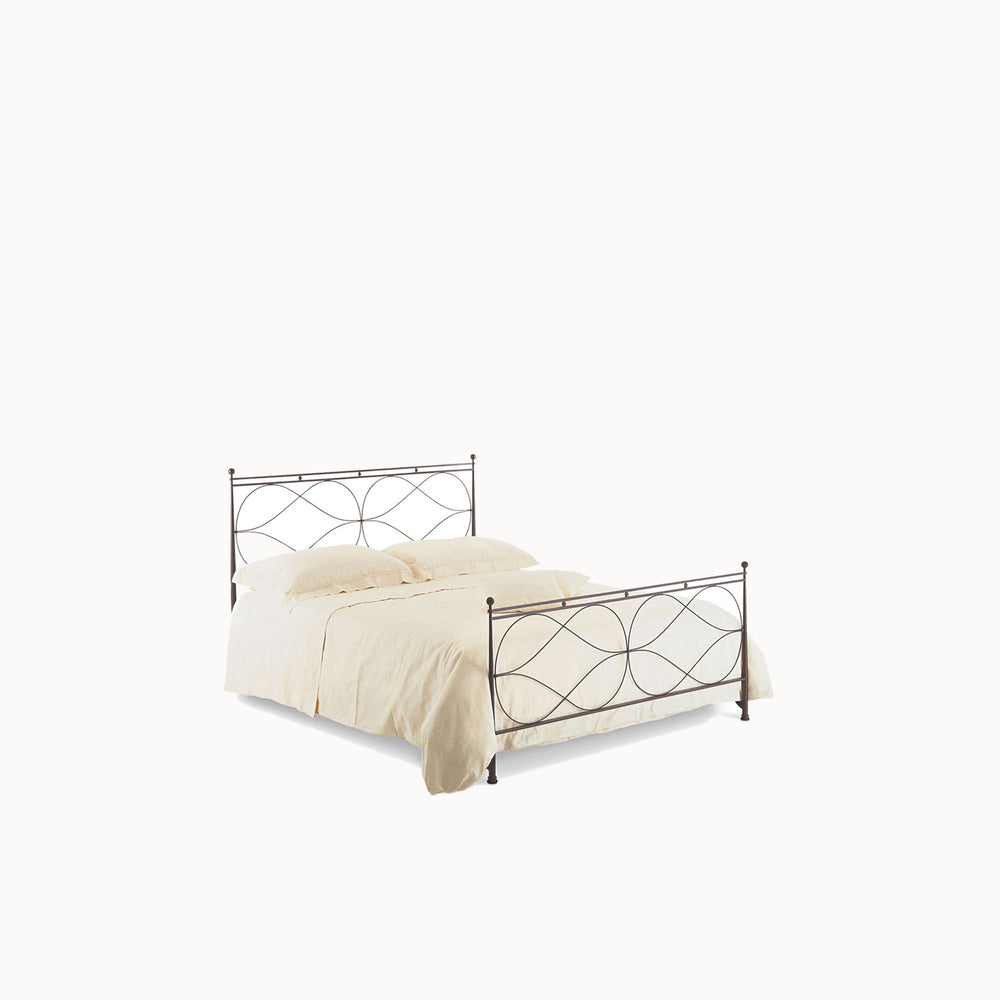 Raphael Bed — front view