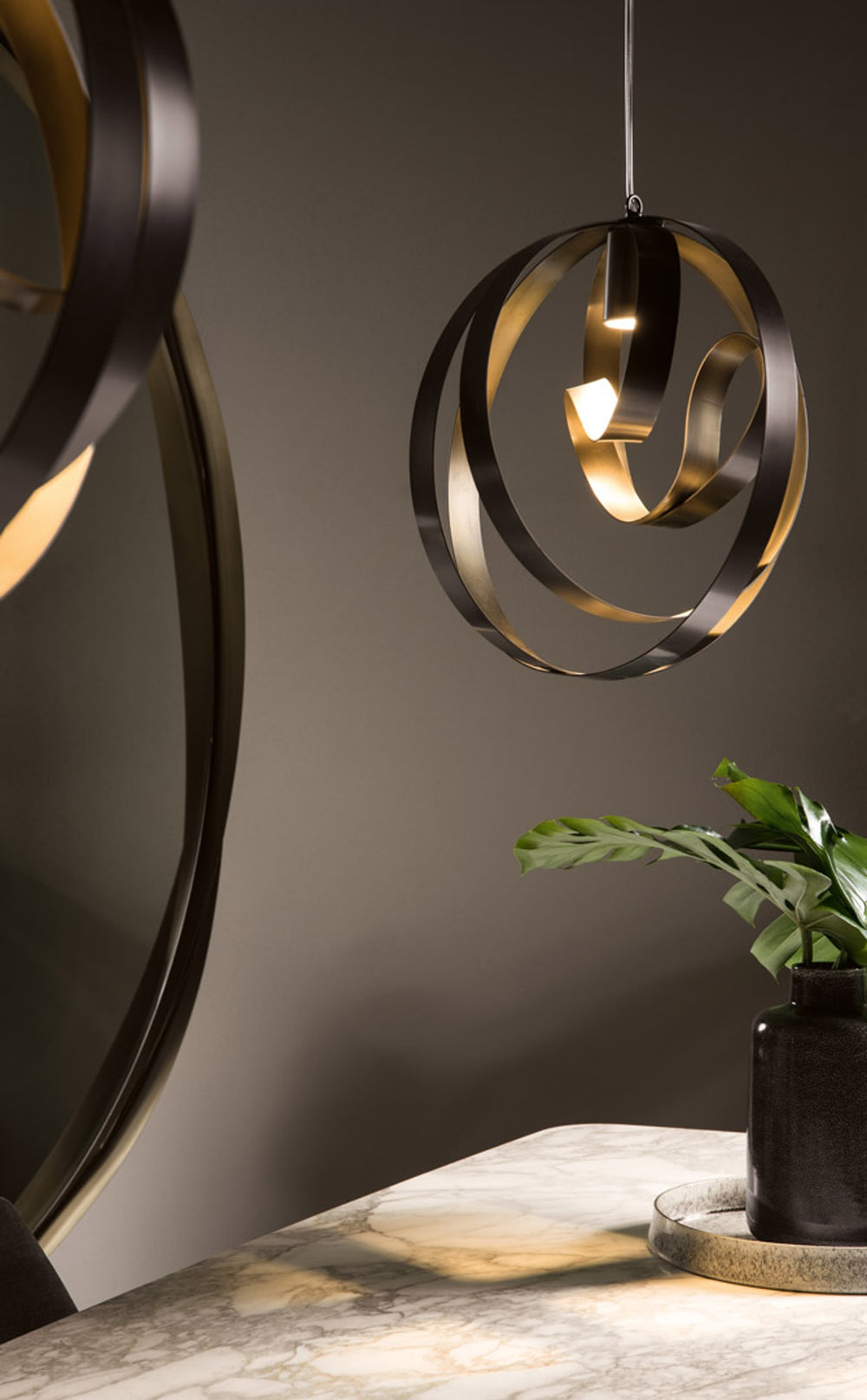 Rodin Pendant Lamp — view 3