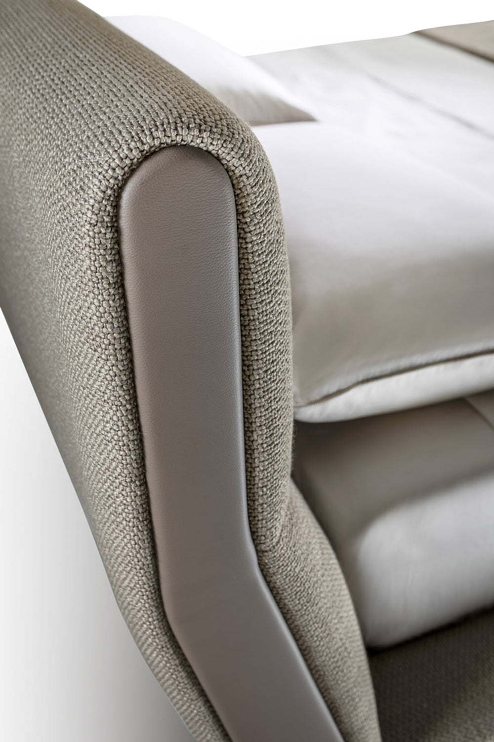 Sharon Bed — view 11