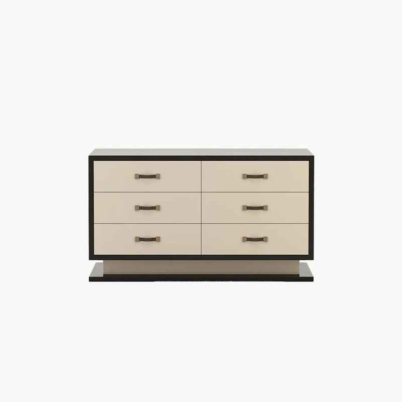 Sublime Chest of Drawers