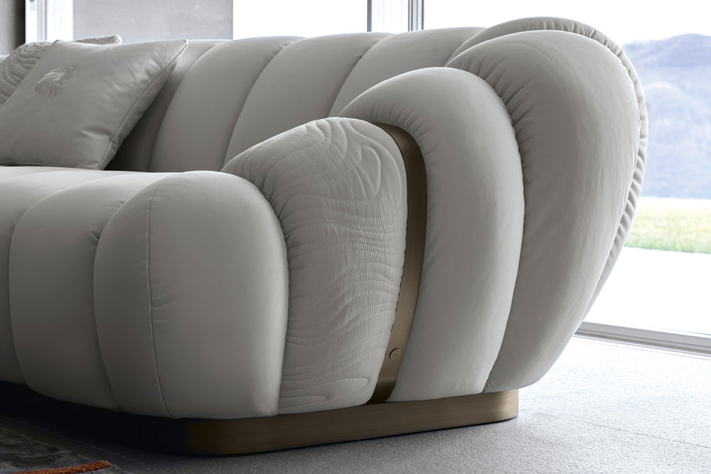 TréSor Sofa — view 9