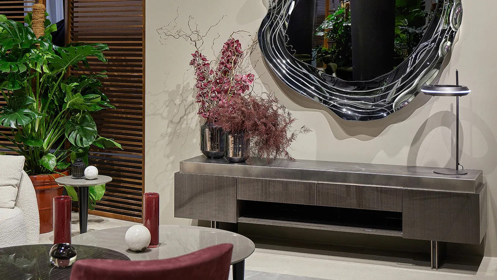 TV Unit — view 2