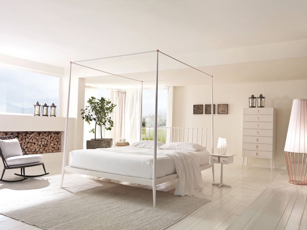 Urbino Canopy Bed — view 10
