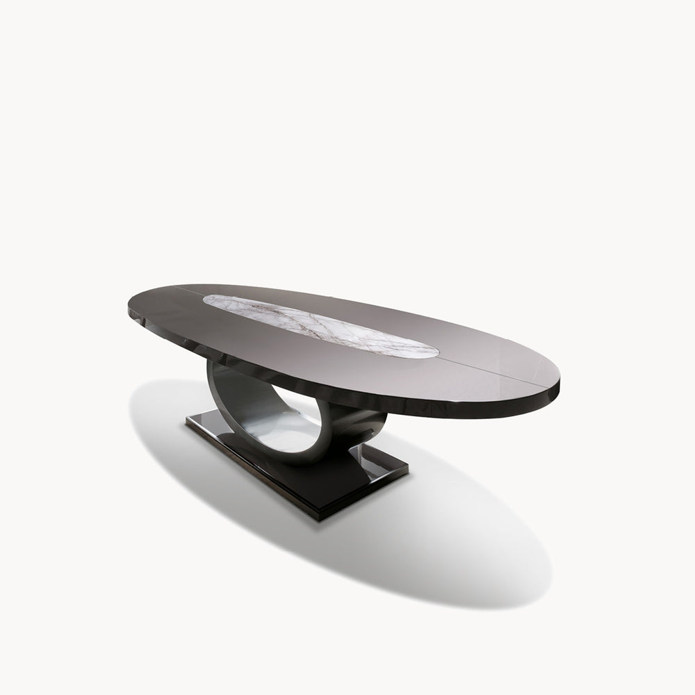Vision Oval Table — front view